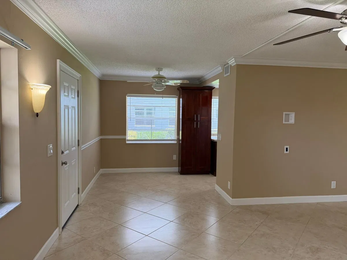 Residence photo 7