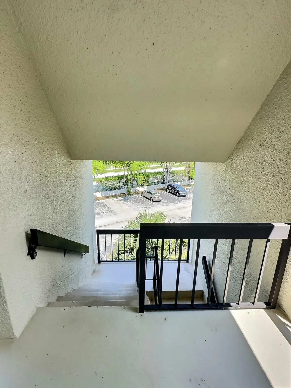 Unit 407 photo 25