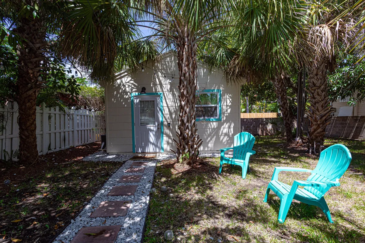  Residence photo 7