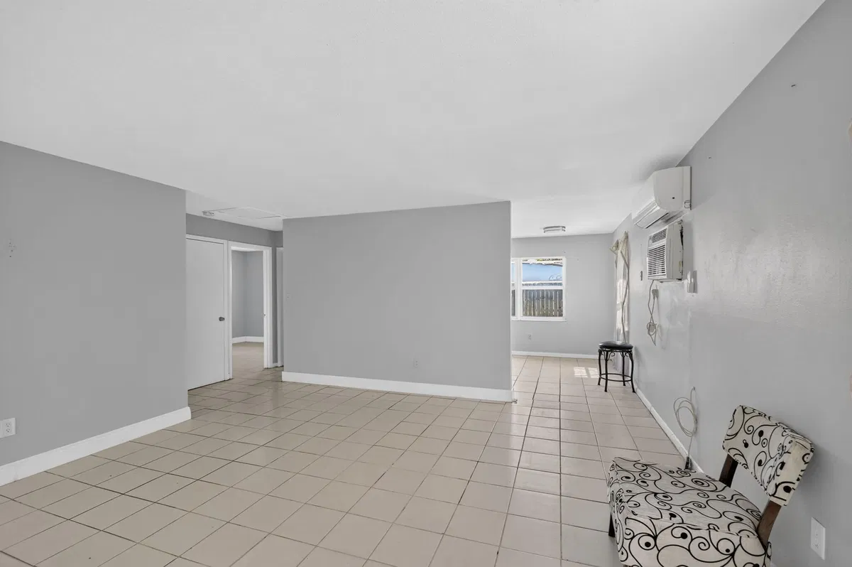  Residence photo 13