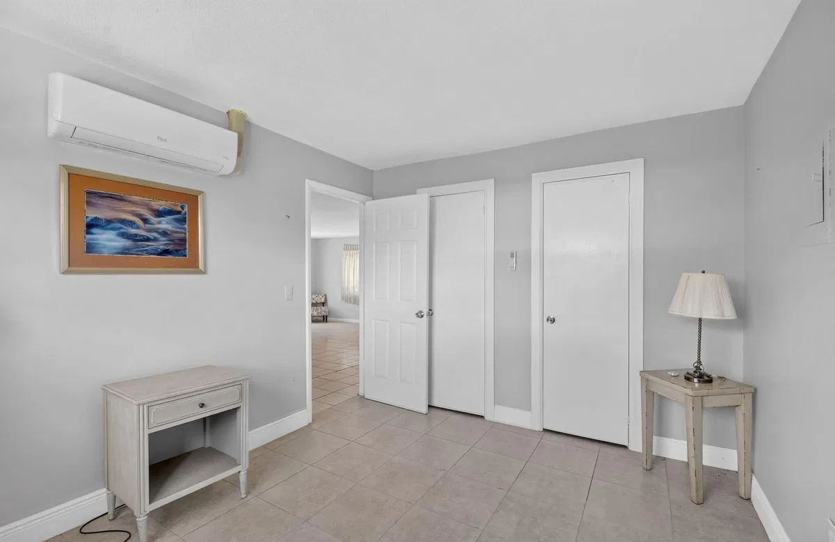  Residence photo 25