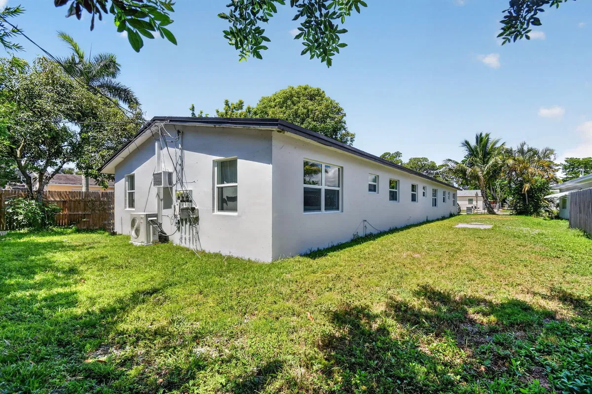  Residence photo 28