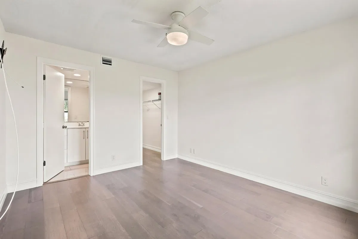  Unit 203 photo 16