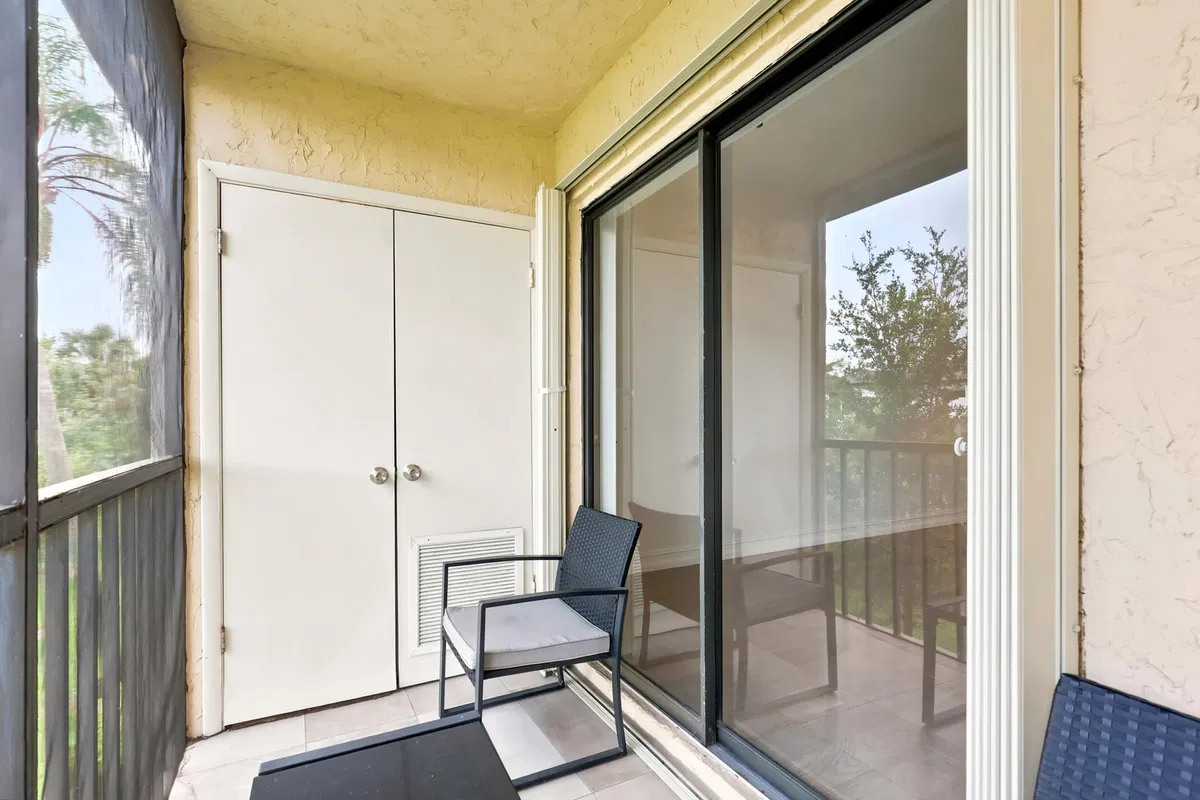  Unit 203 photo 31