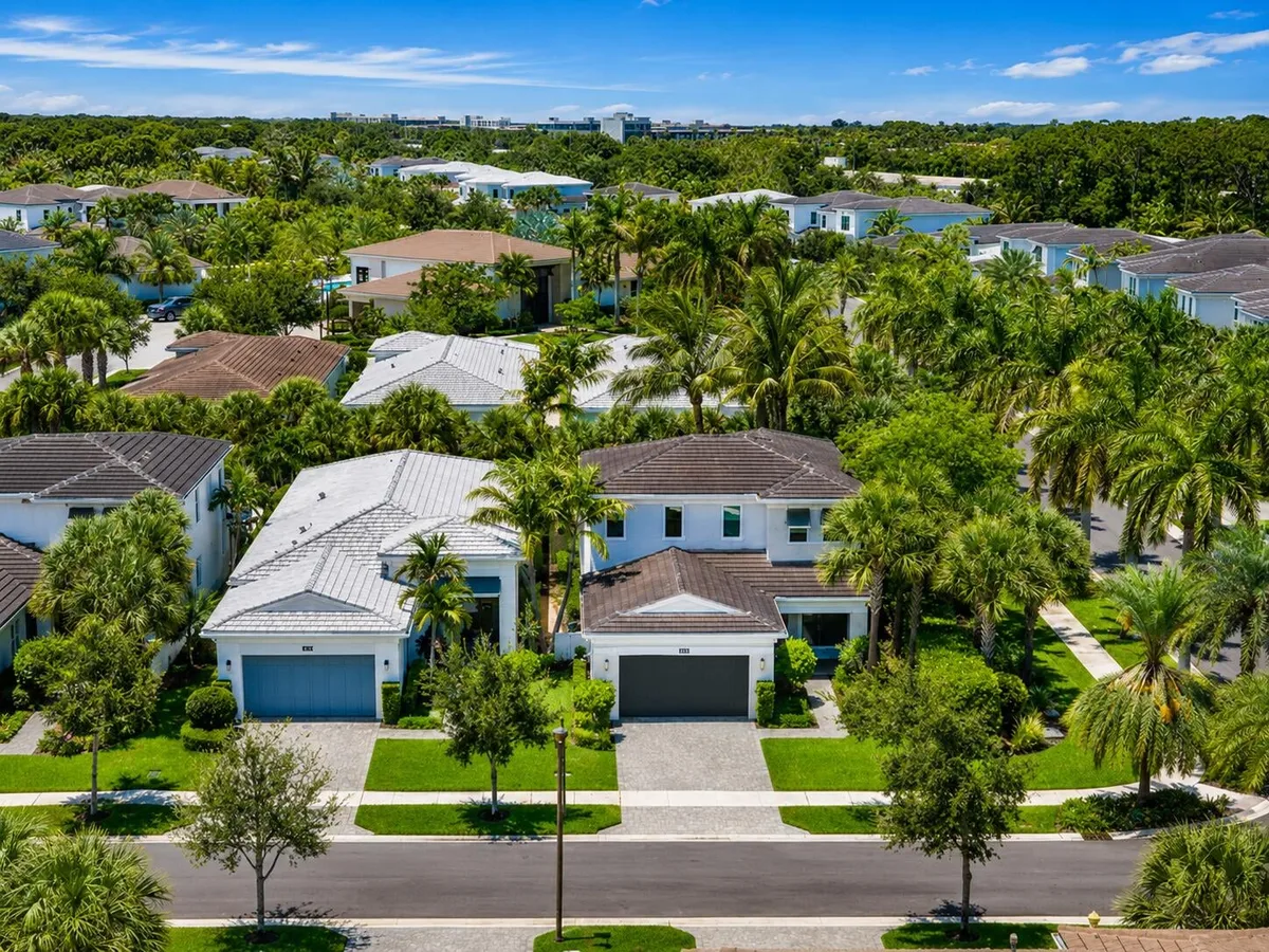 Artistry Palm Beach Gardens Residence