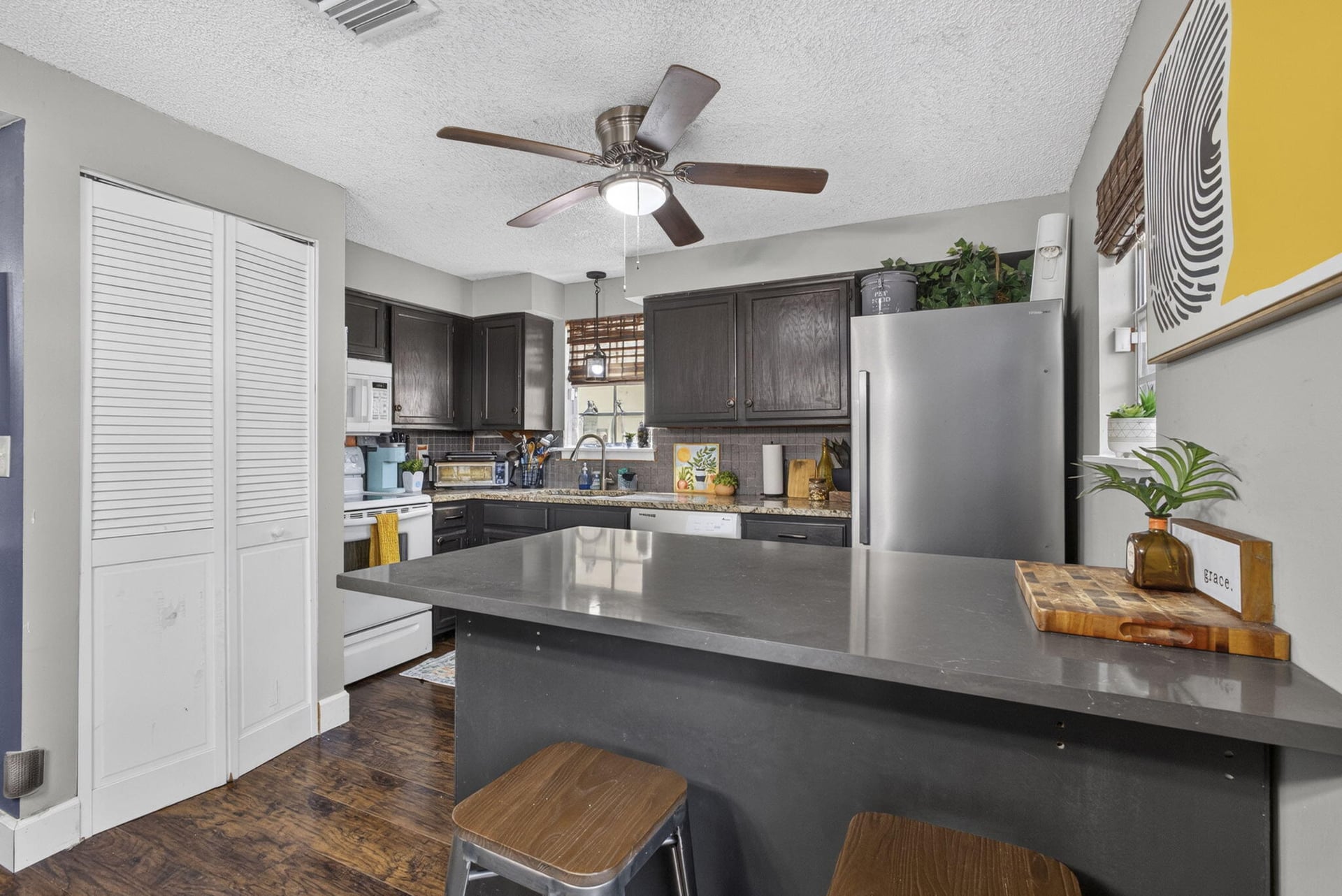 Residence photo 43