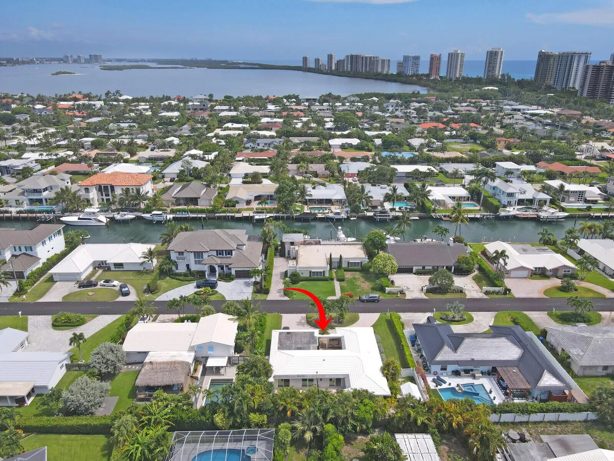 Palm Beach Isles Residence photo 4