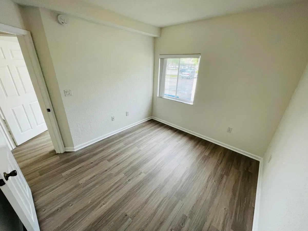 Unit 212 photo 13