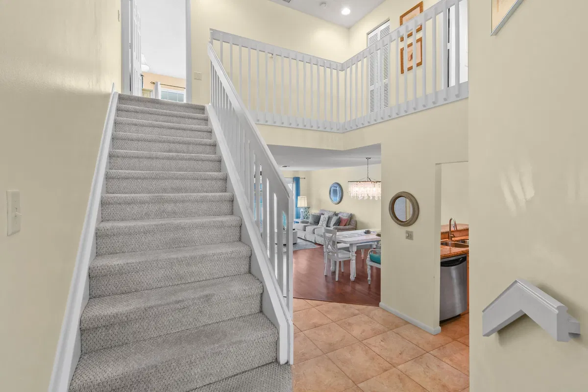  Residence photo 7