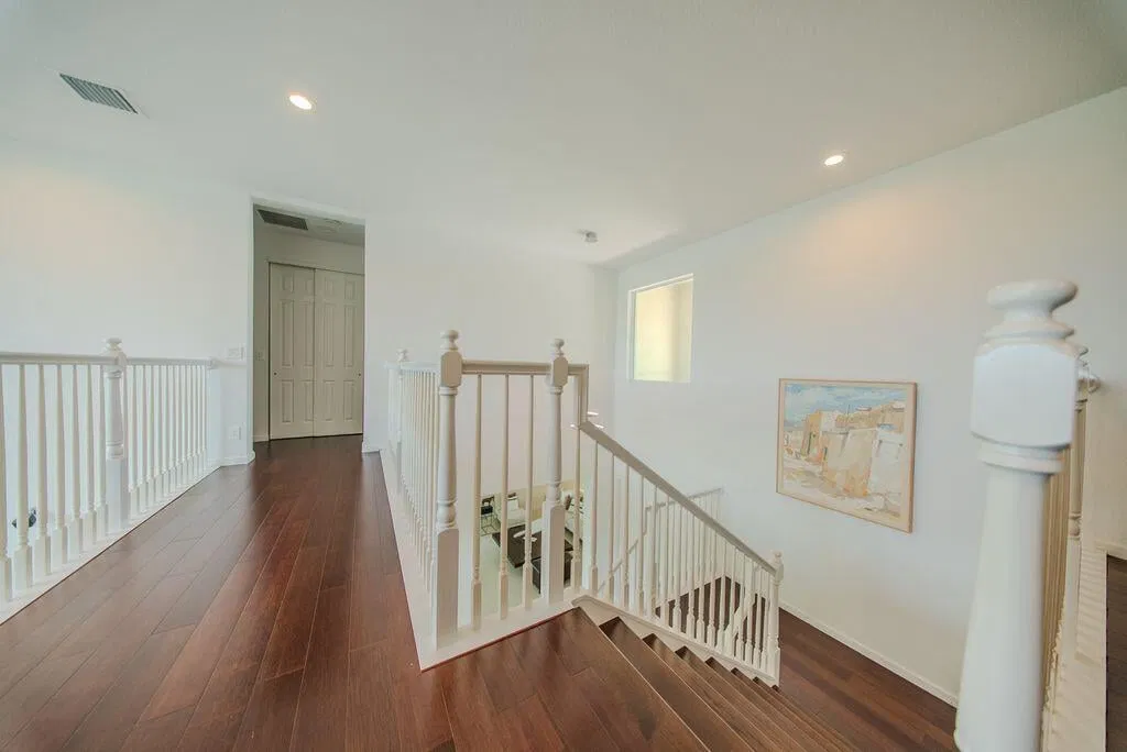 Residence photo 22