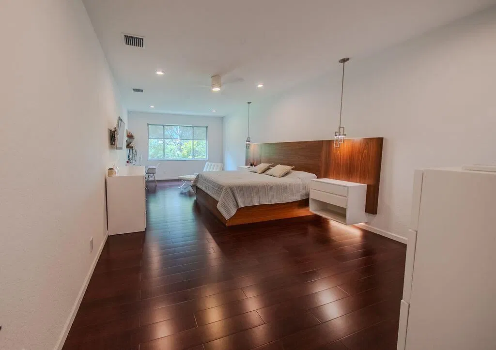 Residence photo 25