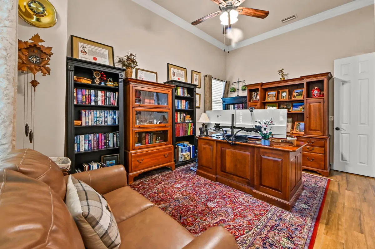 Residence photo 31