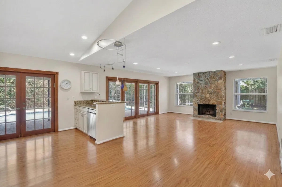 Thornhill Green Residence photo 10