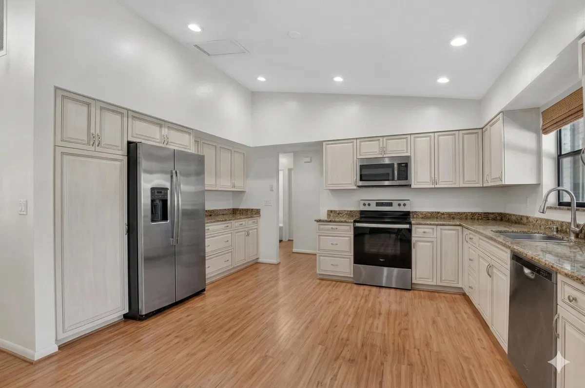 Thornhill Green Residence photo 16