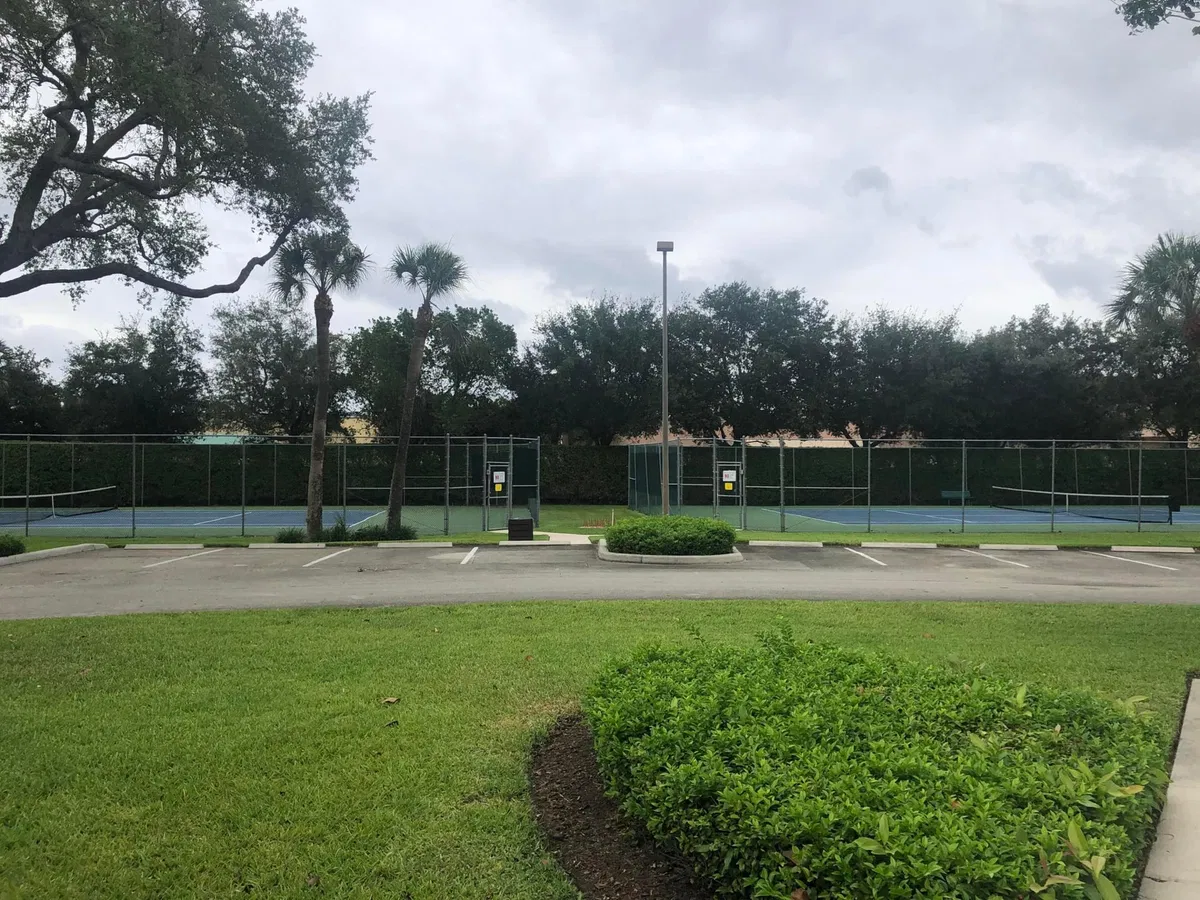 Unit 1250 photo 16