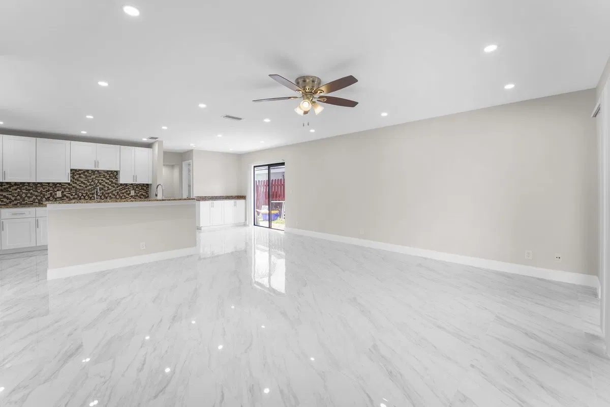 Thornhill Green Residence photo 10