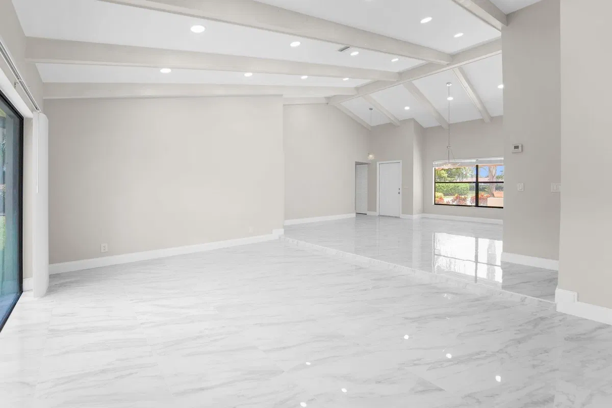 Thornhill Green Residence photo 16