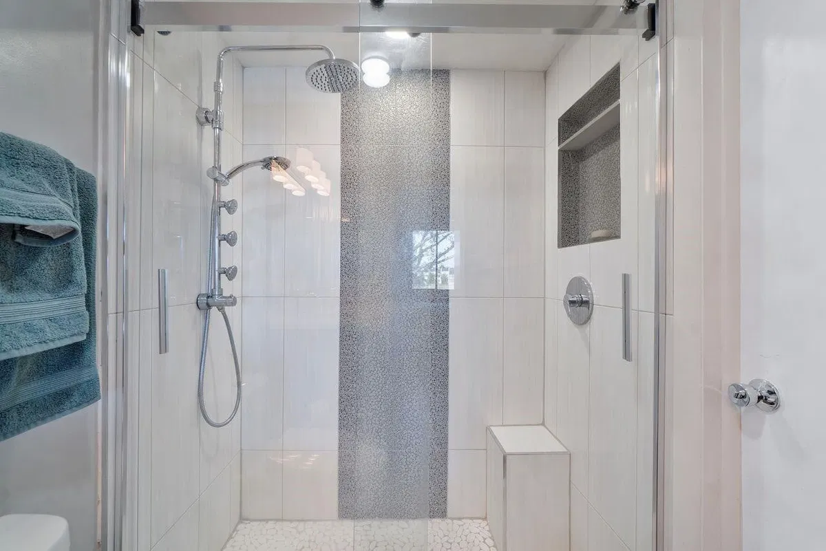 Unit 206 photo 19