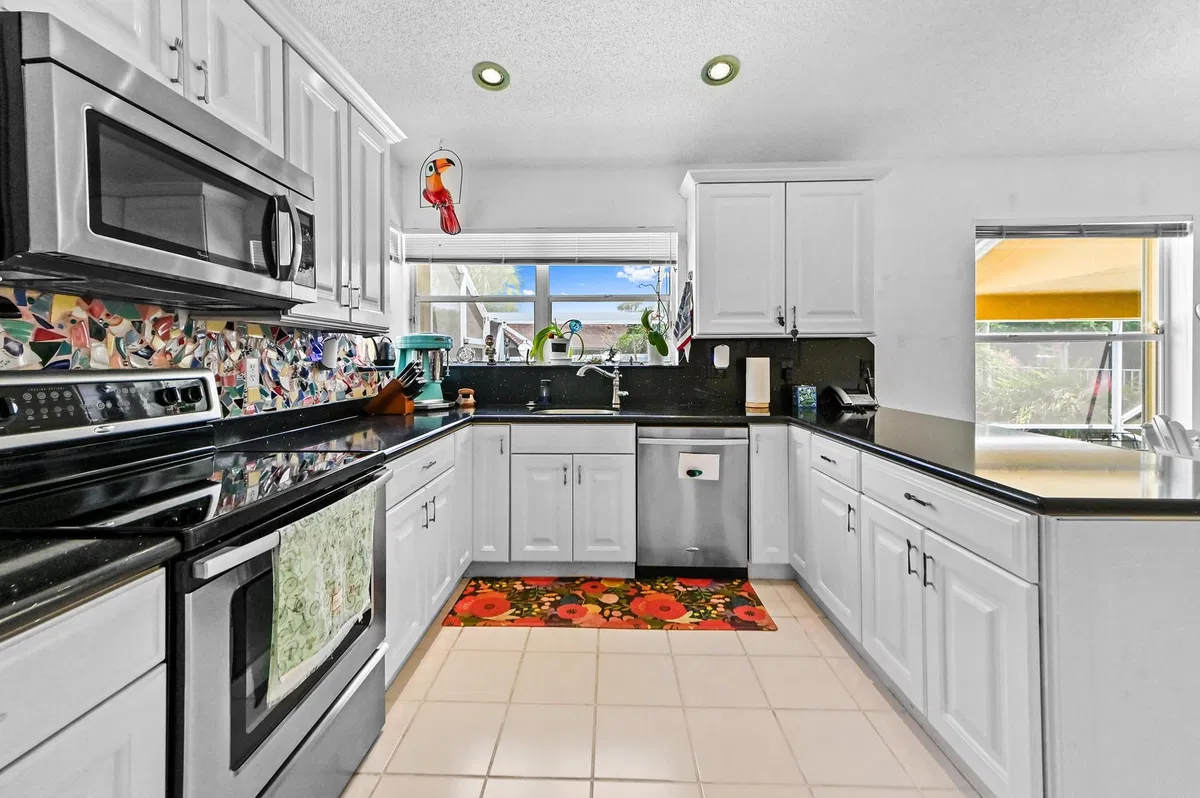 Residence photo 13