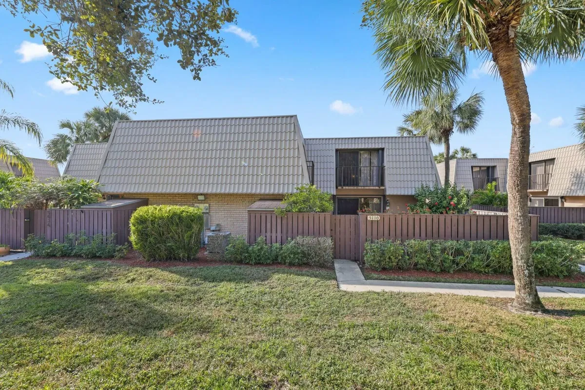 Residence photo 25