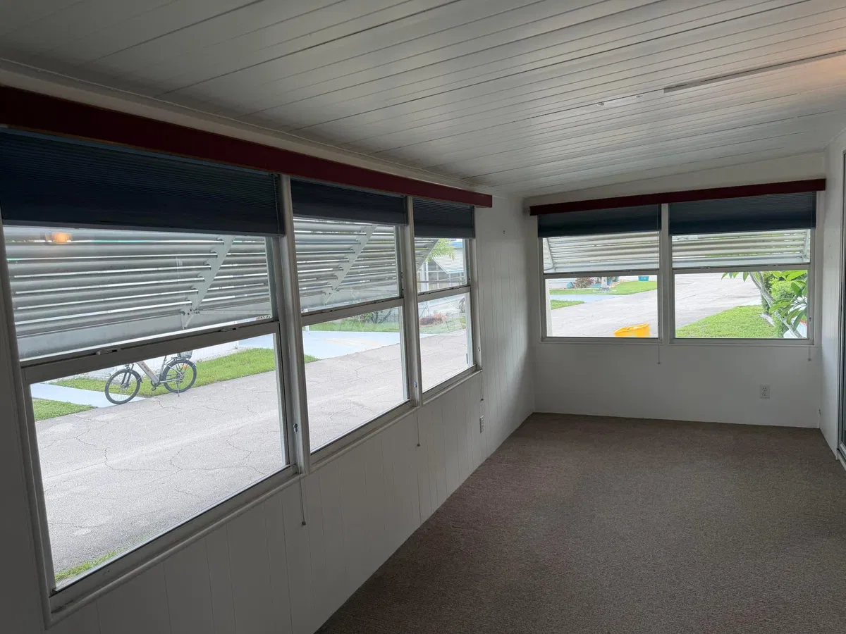 Unit Lot 31 photo 13