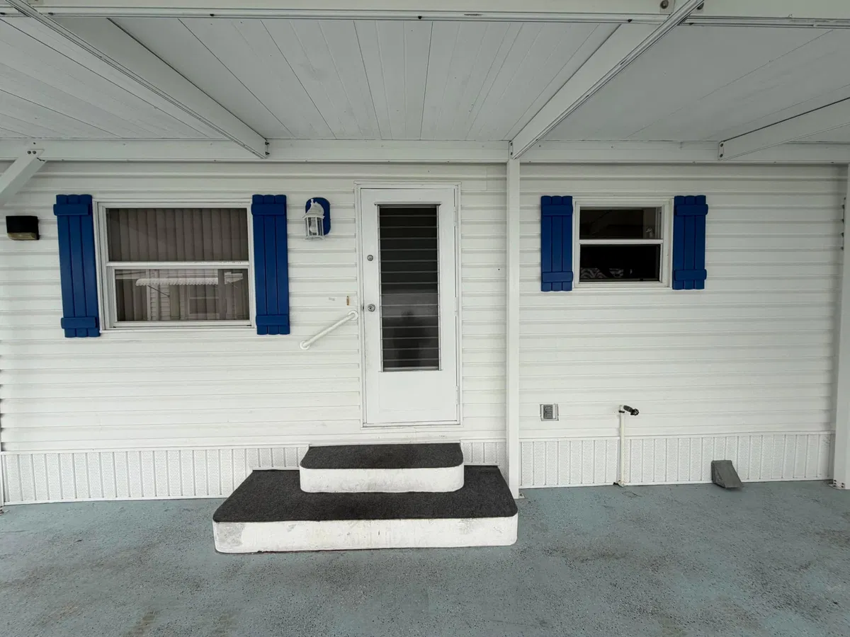 Unit Lot 31 photo 37
