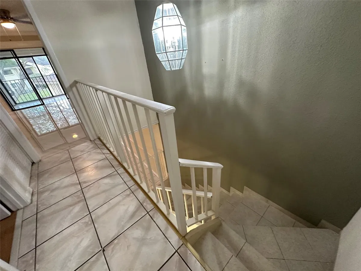  Unit 124 photo 31