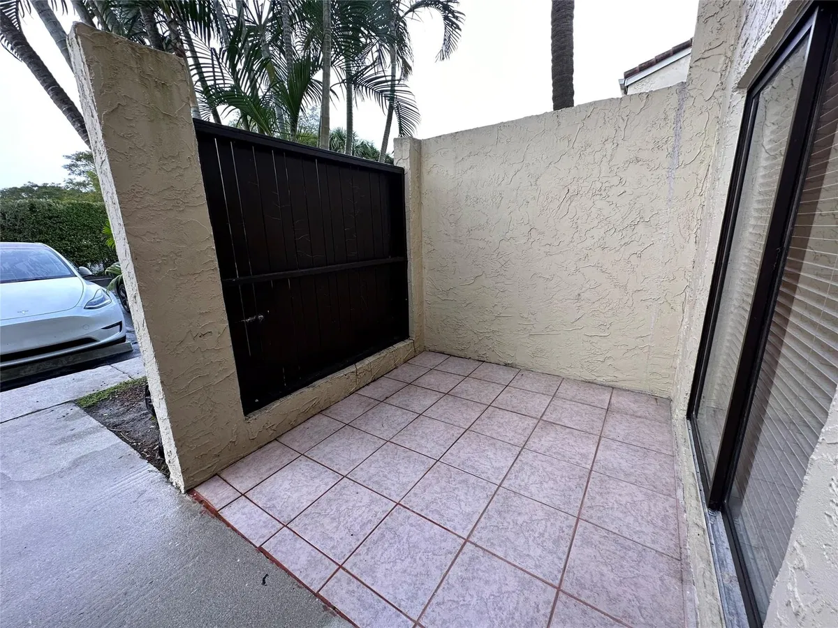 Unit 124 photo 34