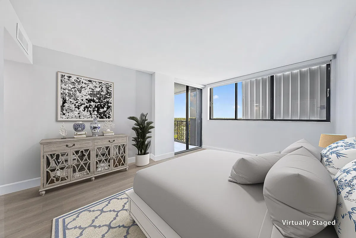 Unit 523 photo 10