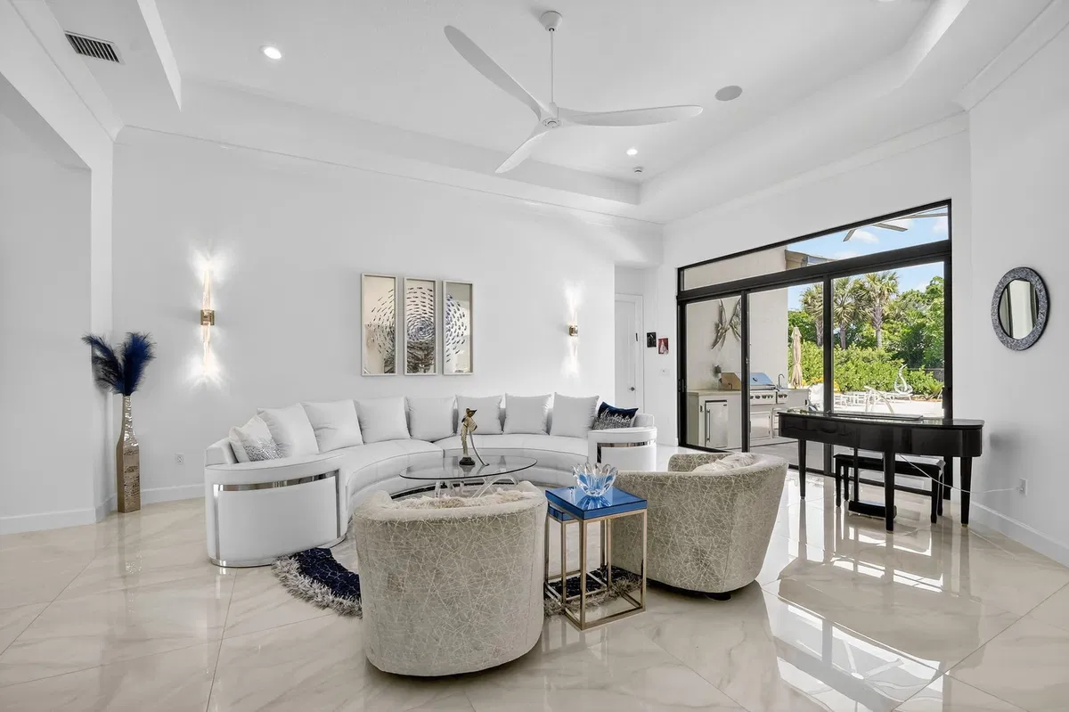 Valencia Grand Residence photo 22