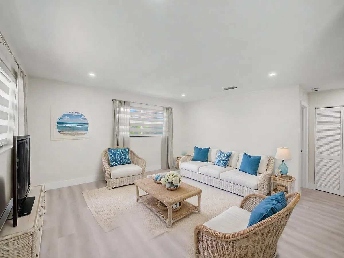 Residence photo 4