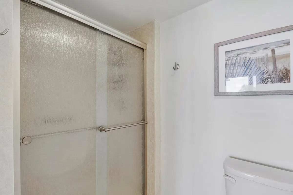 Unit 203 photo 34