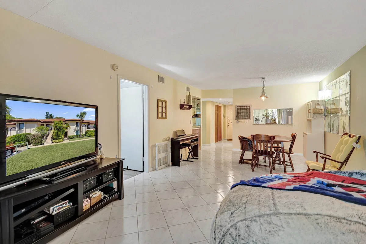  Unit 103 photo 16