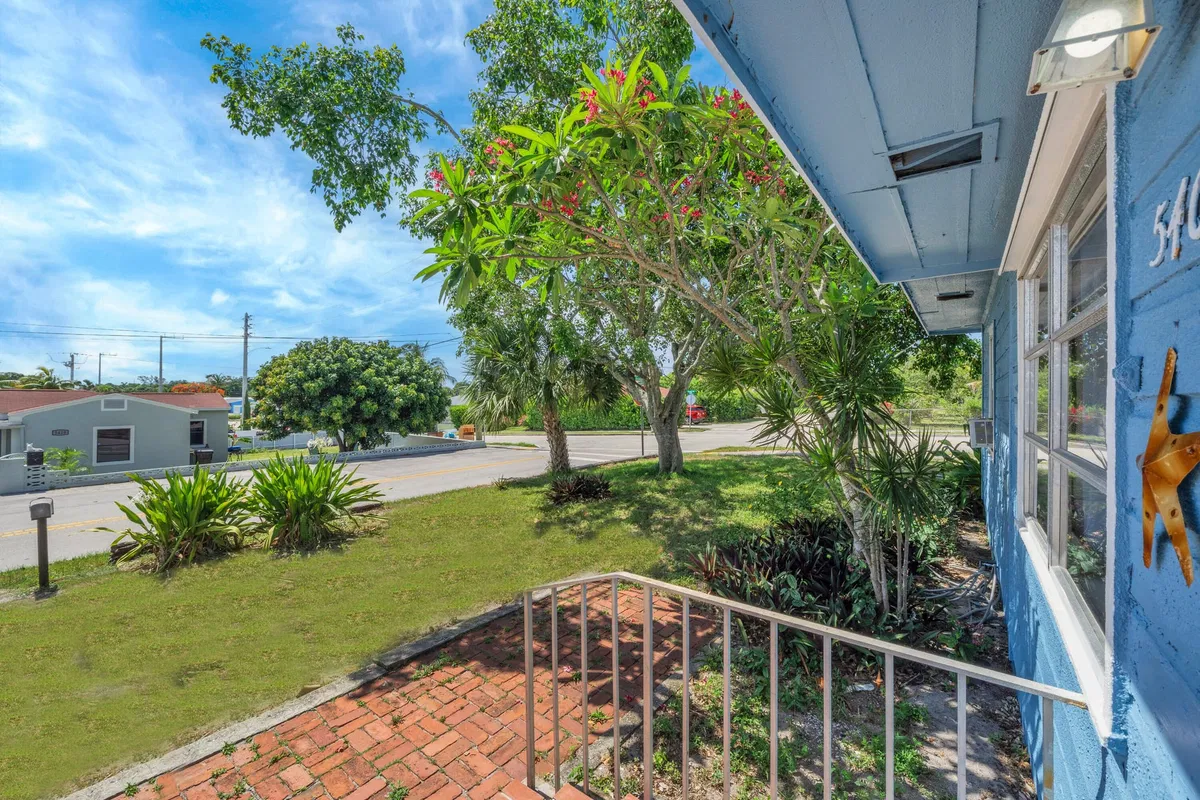 West Palm Beach Residence photo 49