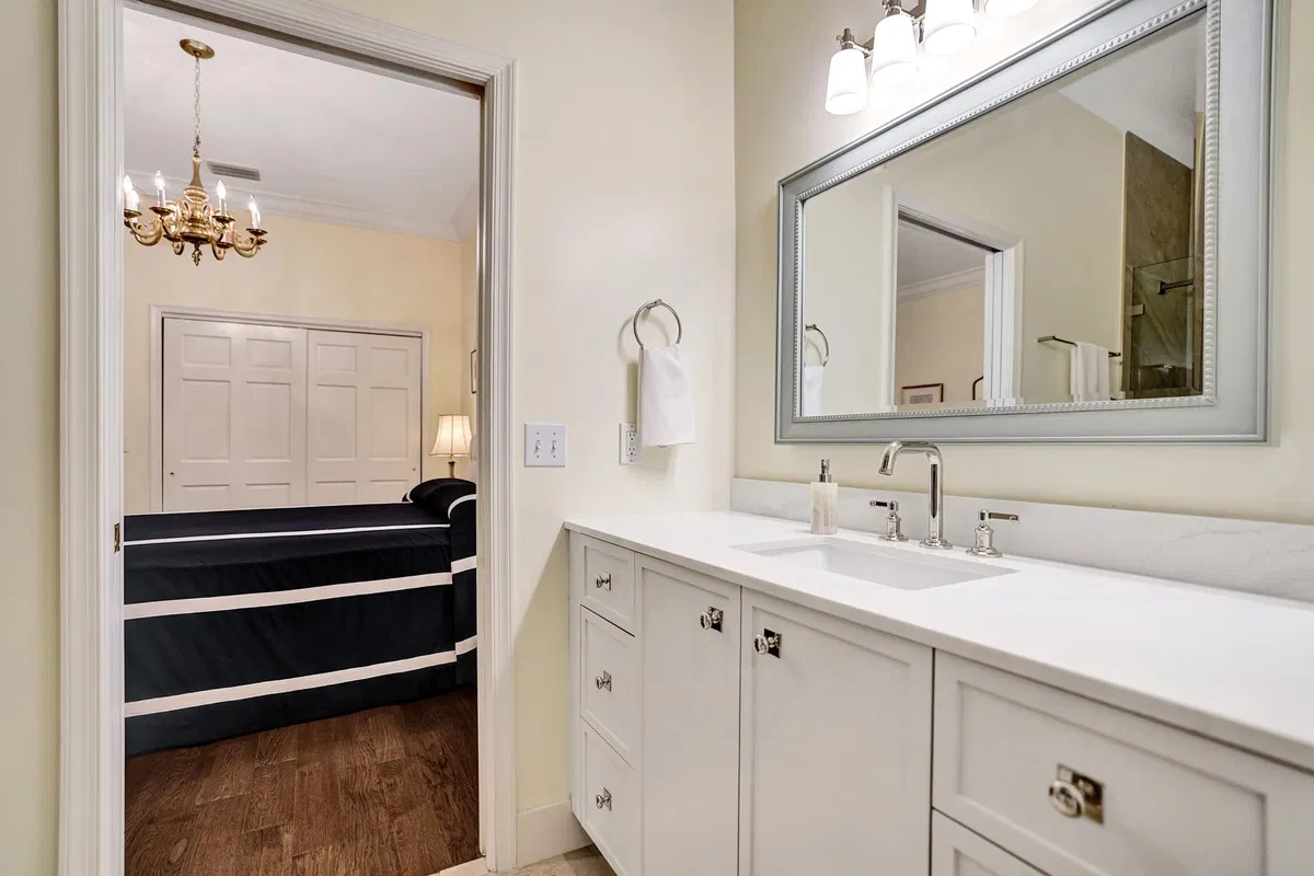 Residence photo 31
