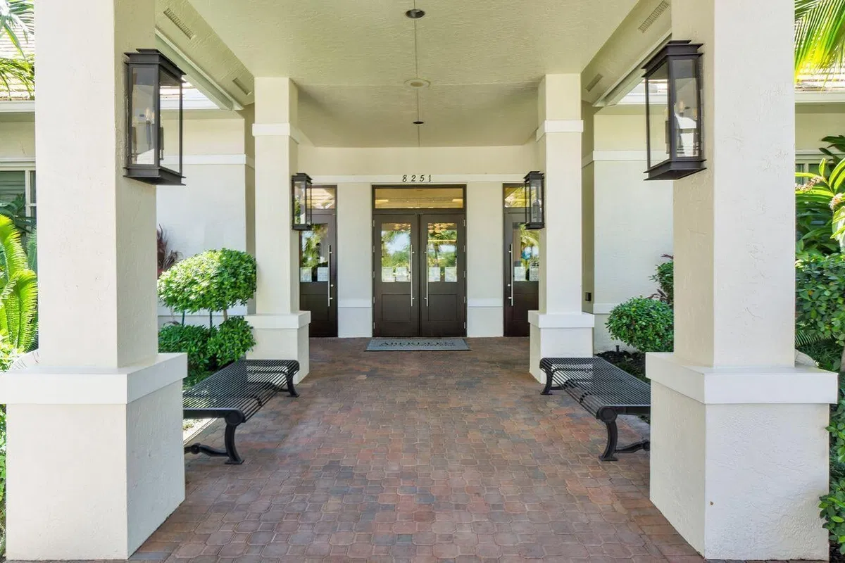  Residence photo 64