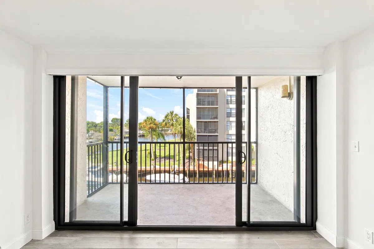 Boca Raton Unit 3020 photo 19