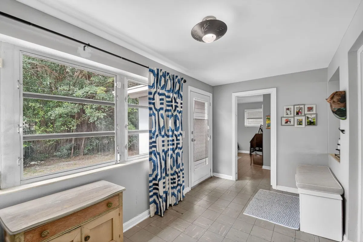 SoSo West Palm Beach Residence photo 19