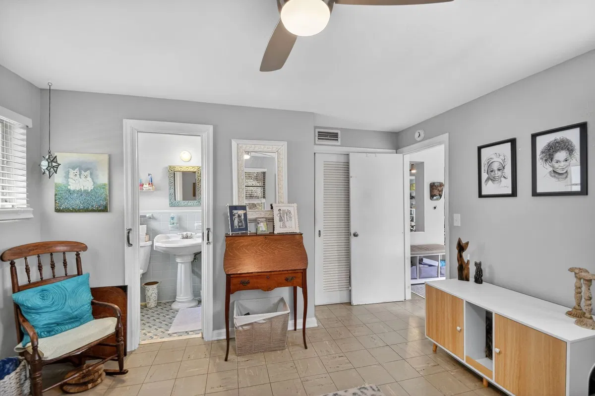 SoSo West Palm Beach Residence photo 22