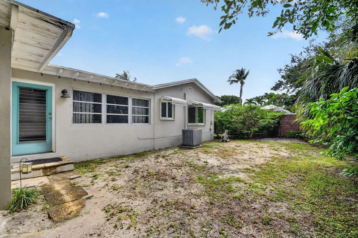 SoSo West Palm Beach Residence photo 25
