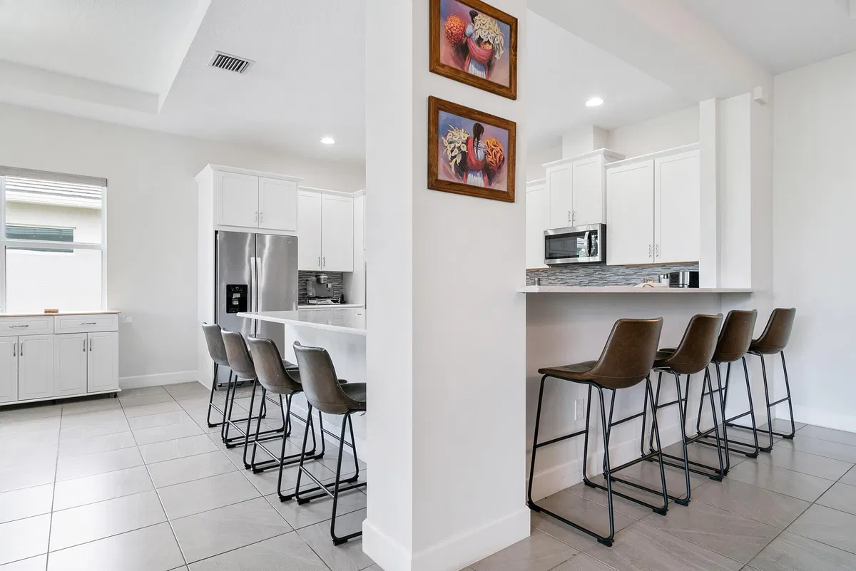  Residence photo 7