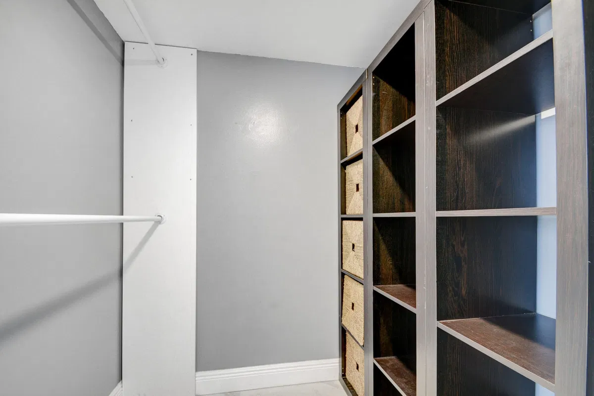 Residence photo 19