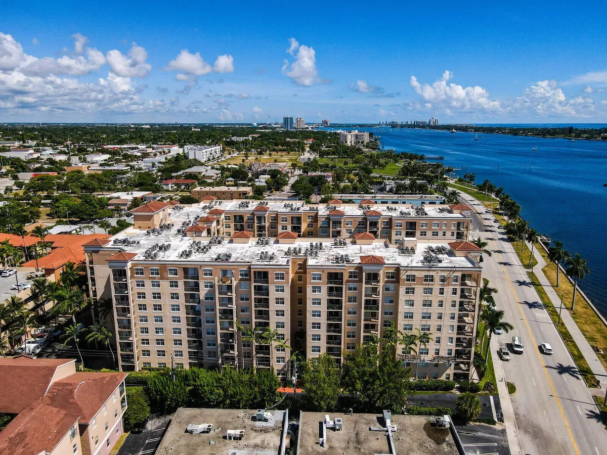 Flagler Pointe Unit 436 photo 34