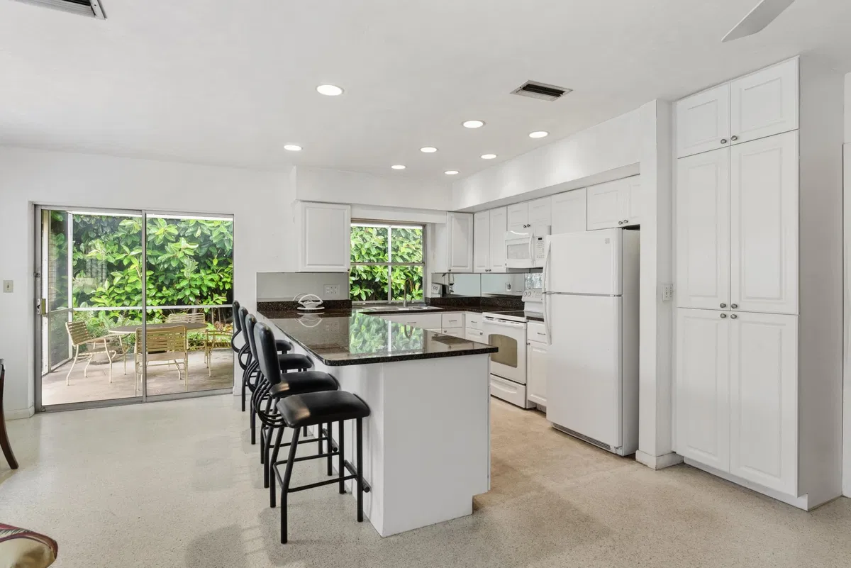 Residence photo 10