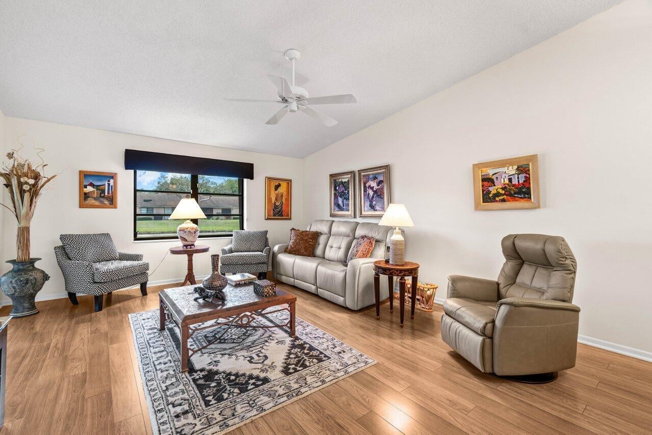  Residence photo 10