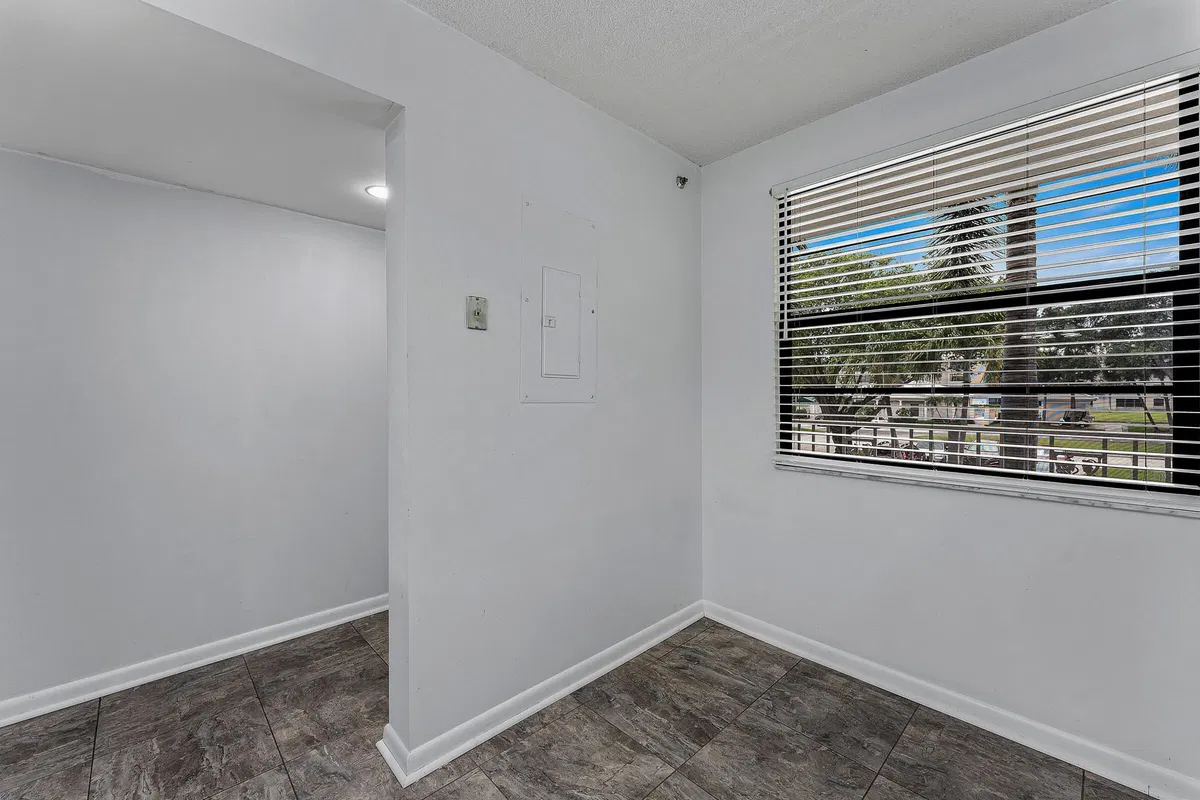  Unit 202 photo 7