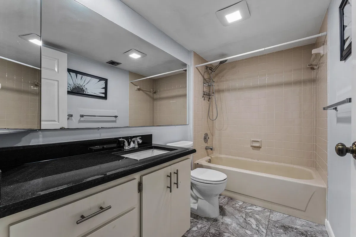  Unit 202 photo 19