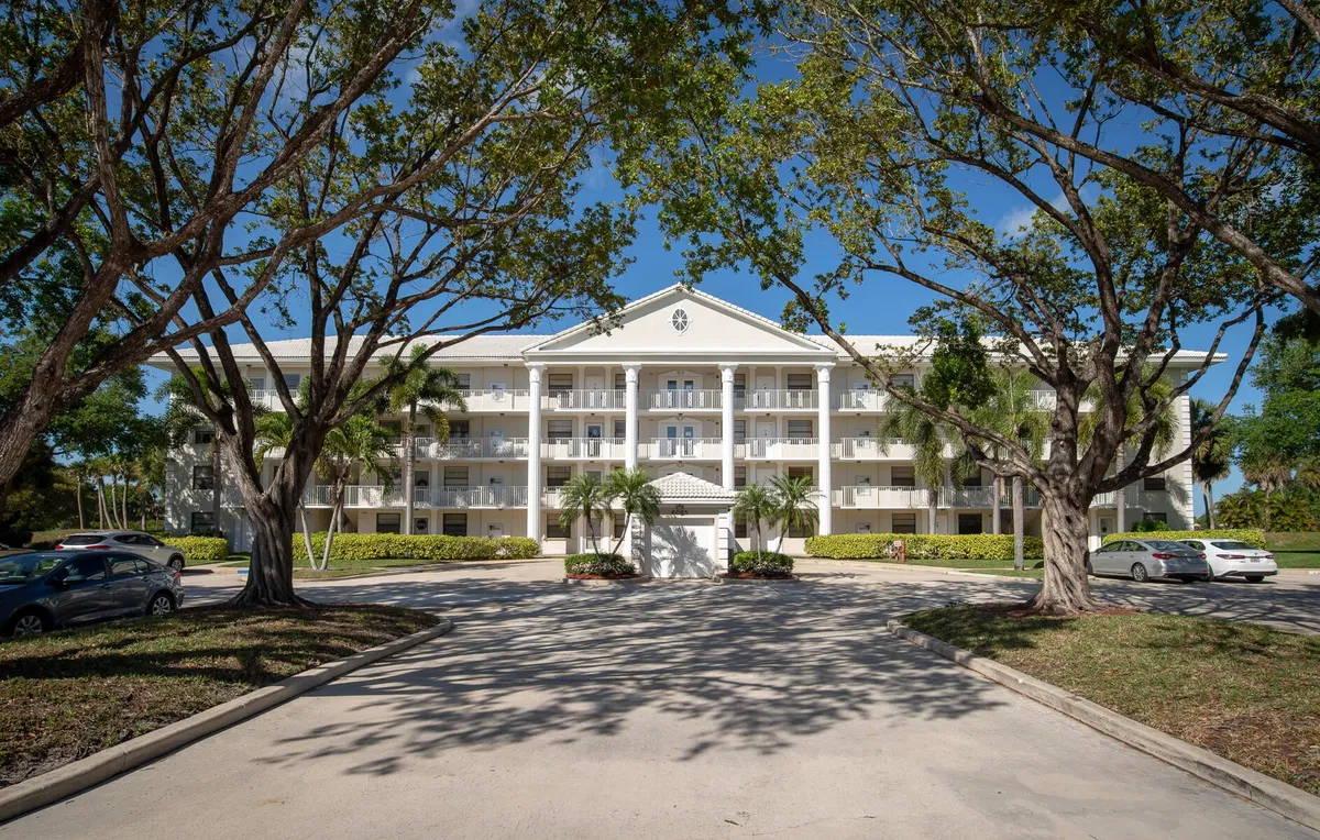  Unit 202 photo 34