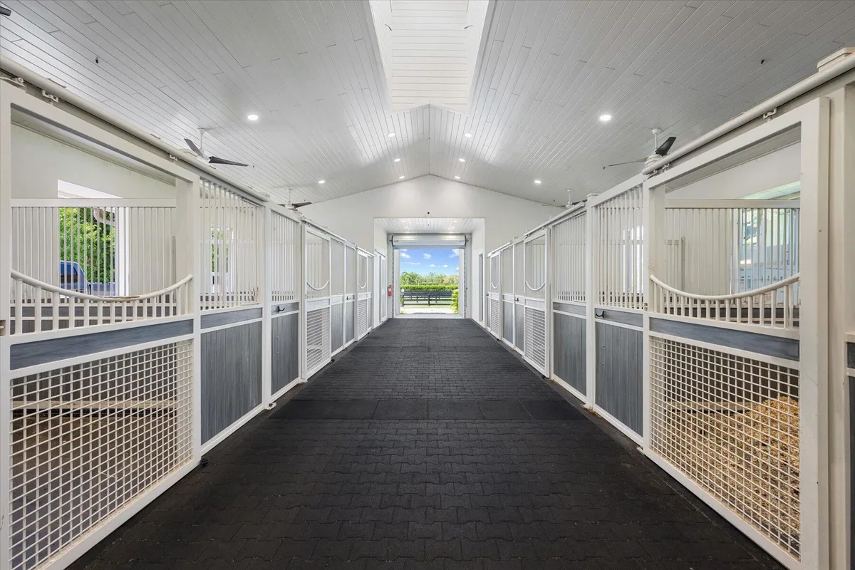 Palm Beach Point Residence photo 4