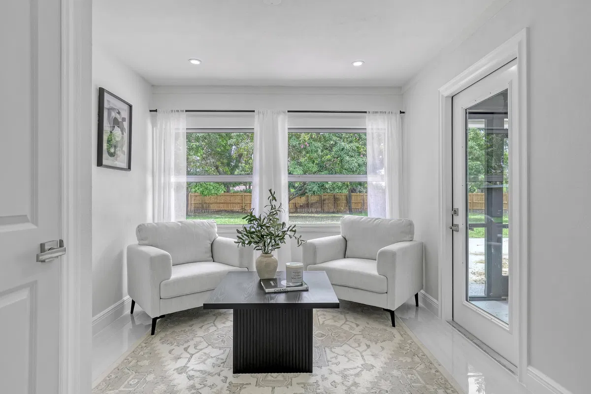  Residence photo 19